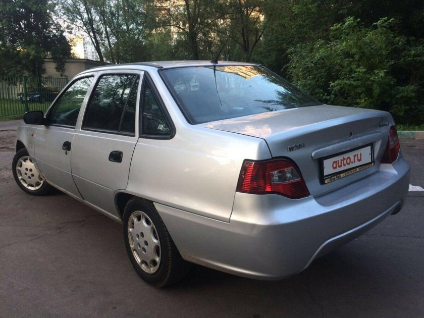 Дэу (Daewoo) Nexia, 2011