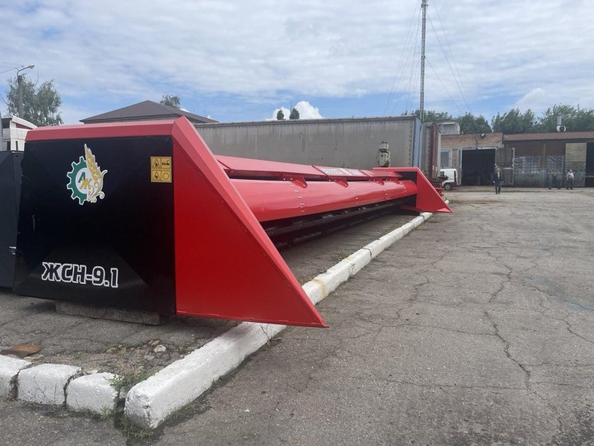 Жатка для уборки подсолнечника жнс – 7.4