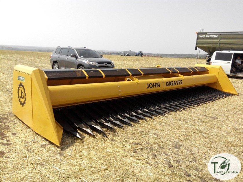 Жатка для уборки подсолнечника ЖНС – 7.4