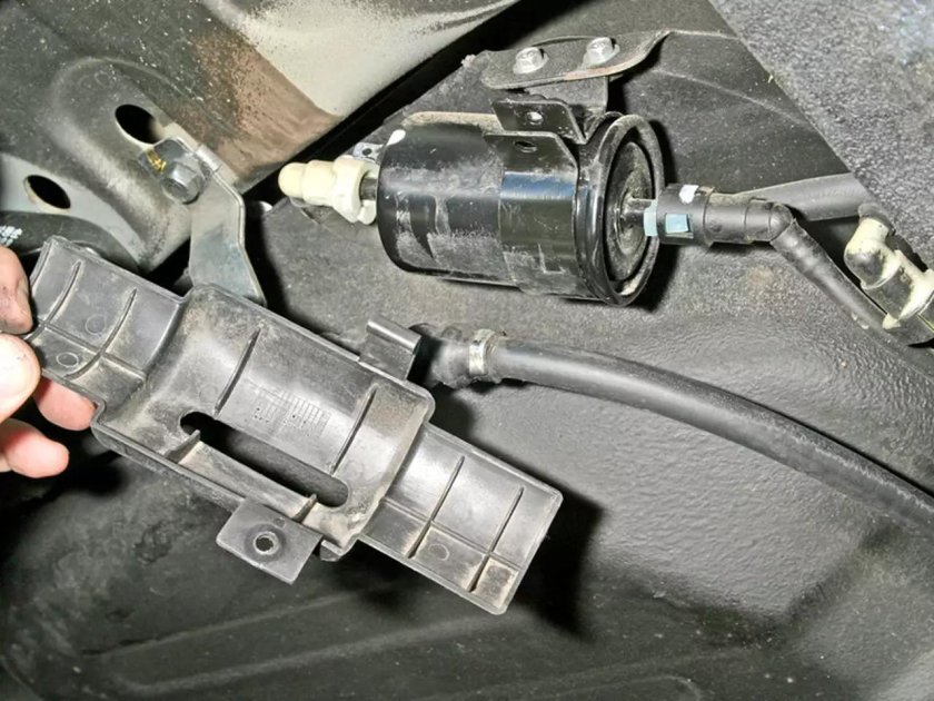 Топливный фильтр Шевроле Лачетти 1.6