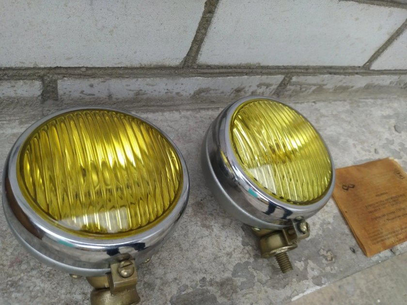 Советские противотуманные фары на ВАЗ 2101