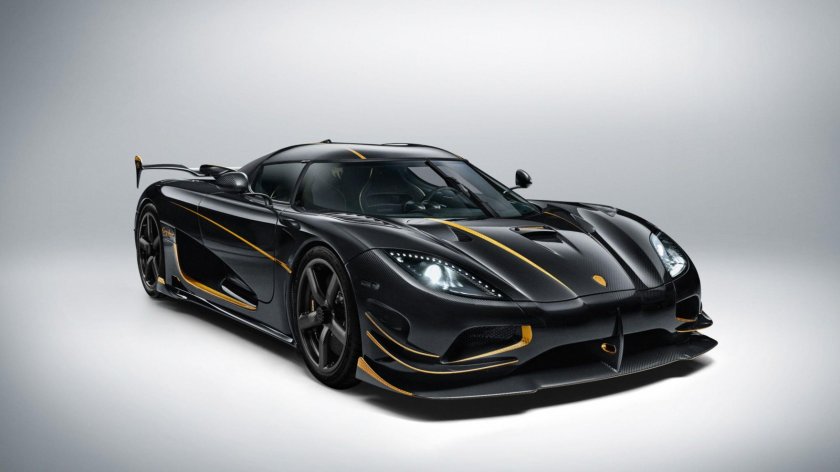 Koenigsegg Agera карбон