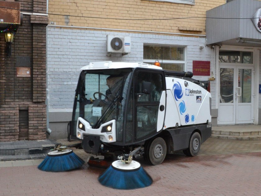 Машины пылесосы для дорог