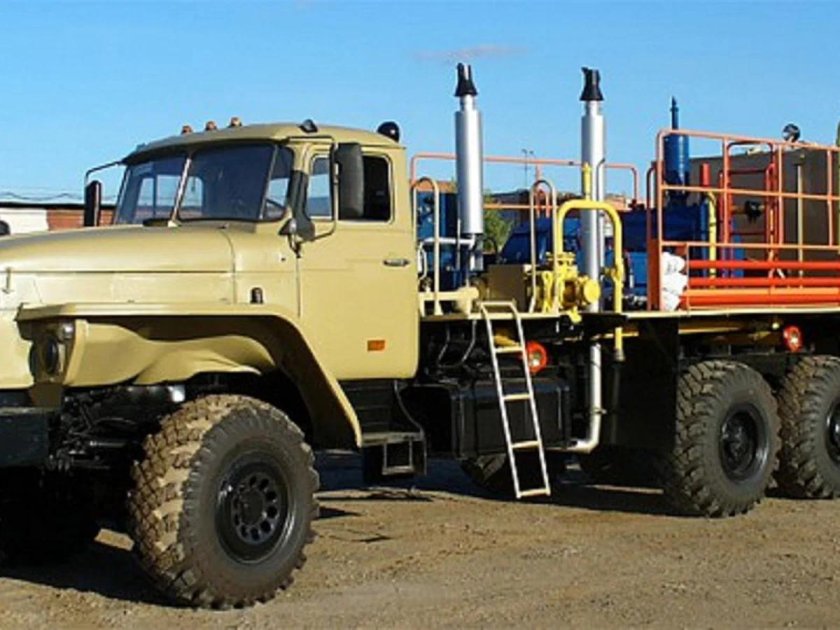 Агрегат цементировочный урал