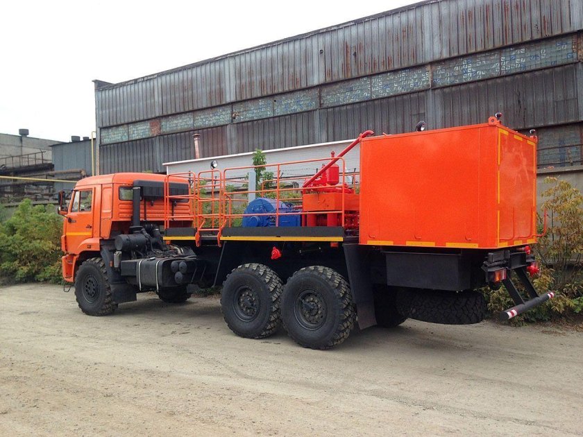 КАМАЗ 43118 син 32