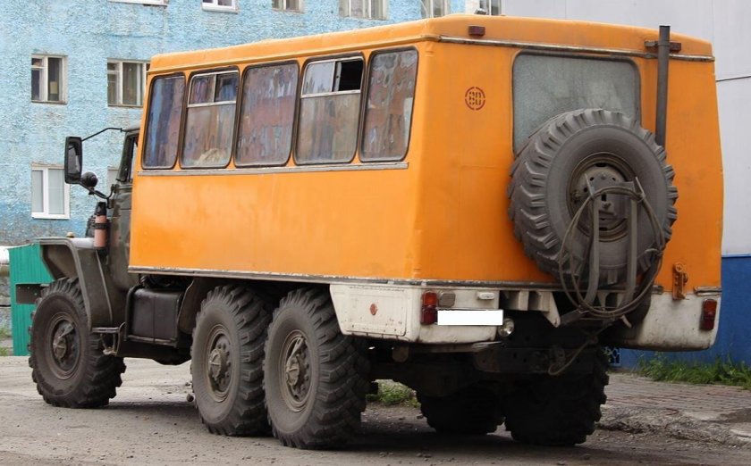Урал НЕФАЗ 42112