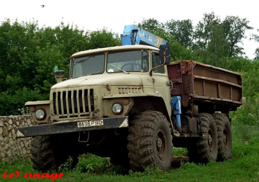 Грузовик Урал 5557