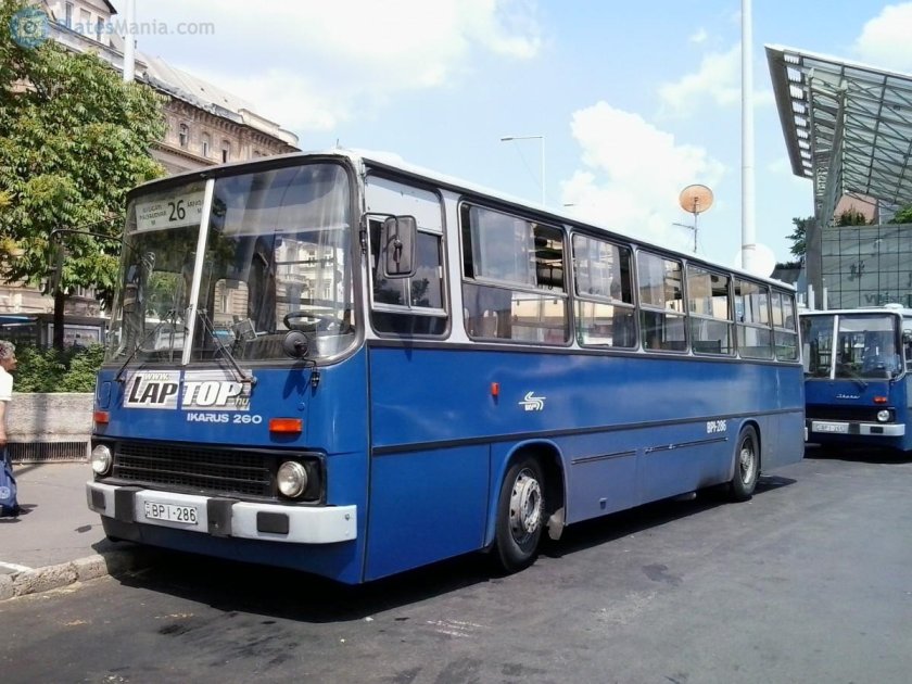 Икарус Краун