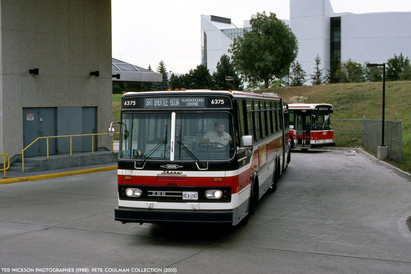 Икарус в США