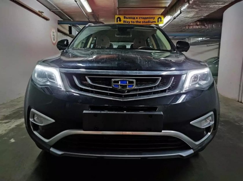 Geely Atlas the all New оптикой на весь бампер