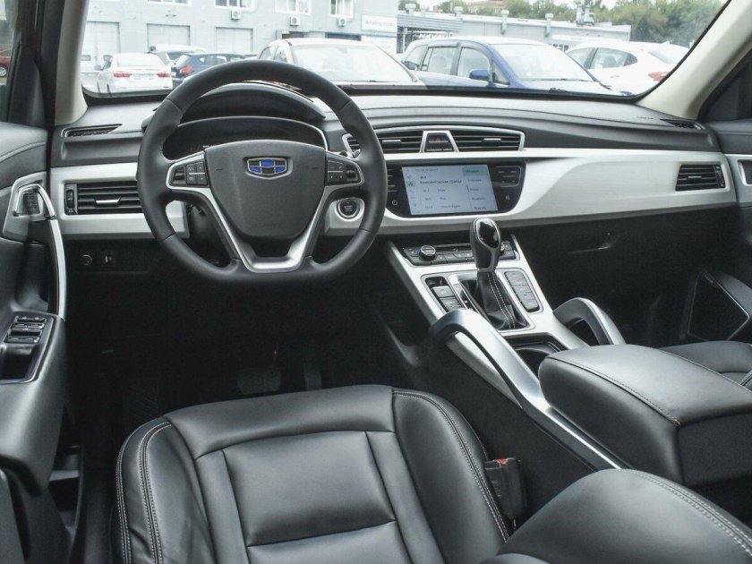 Джили атлас 2020