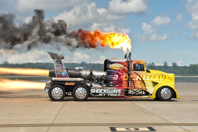 Реактивный грузовик