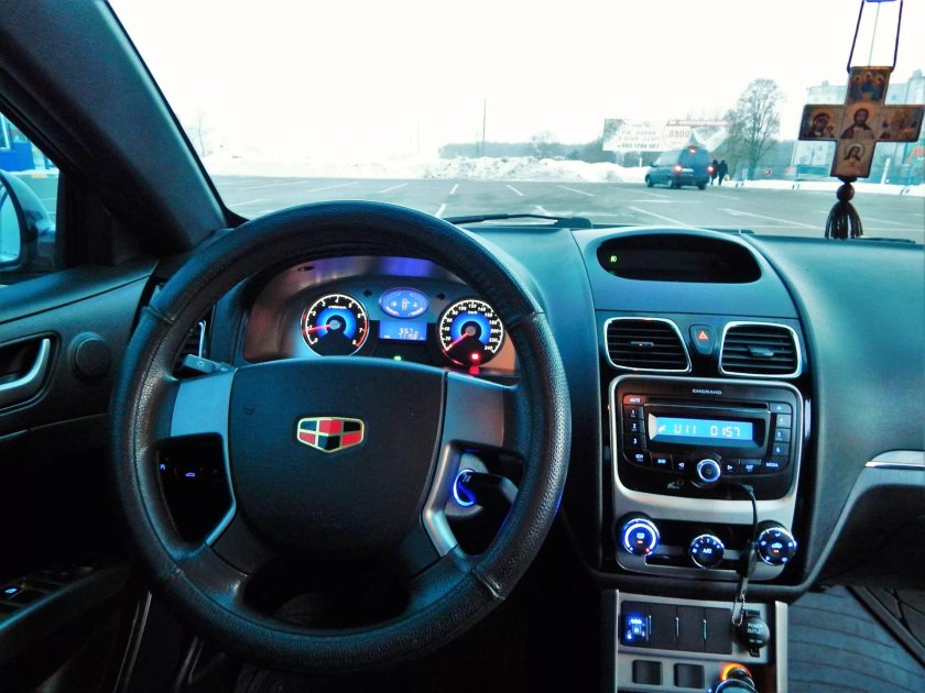 Geely Emgrand ec7