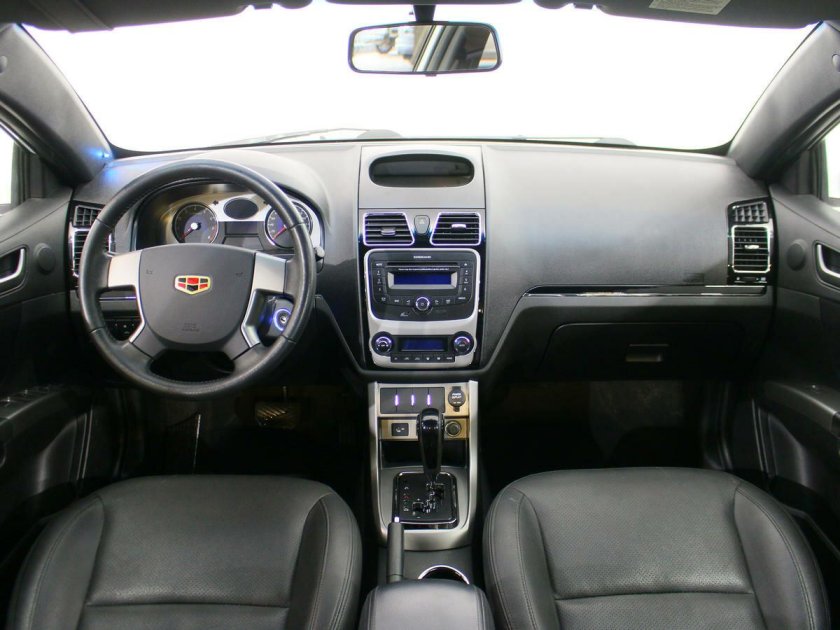 Geely Emgrand ec7 салон