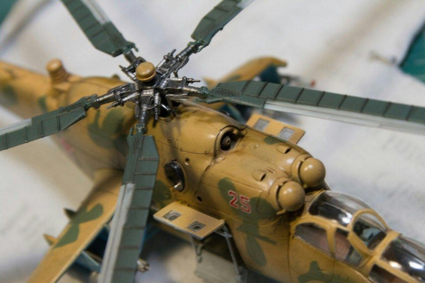 Модель вертолёта ми-24