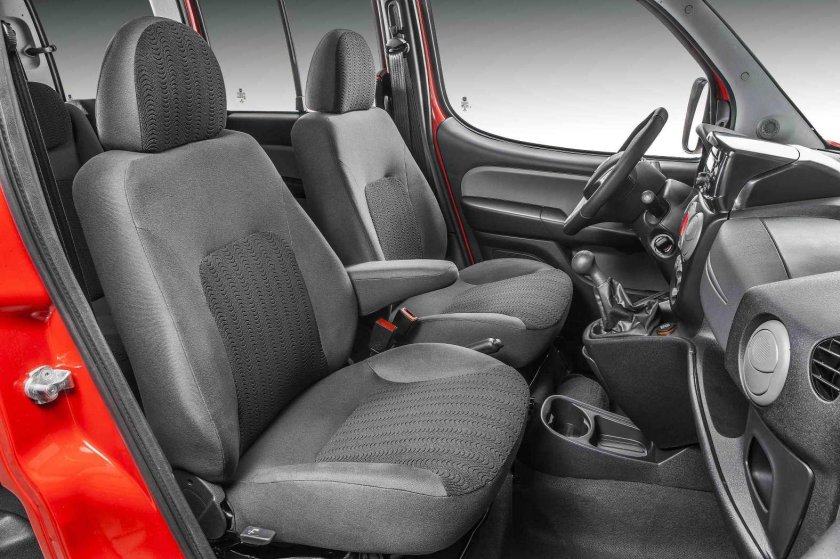 Fiat Doblò салон