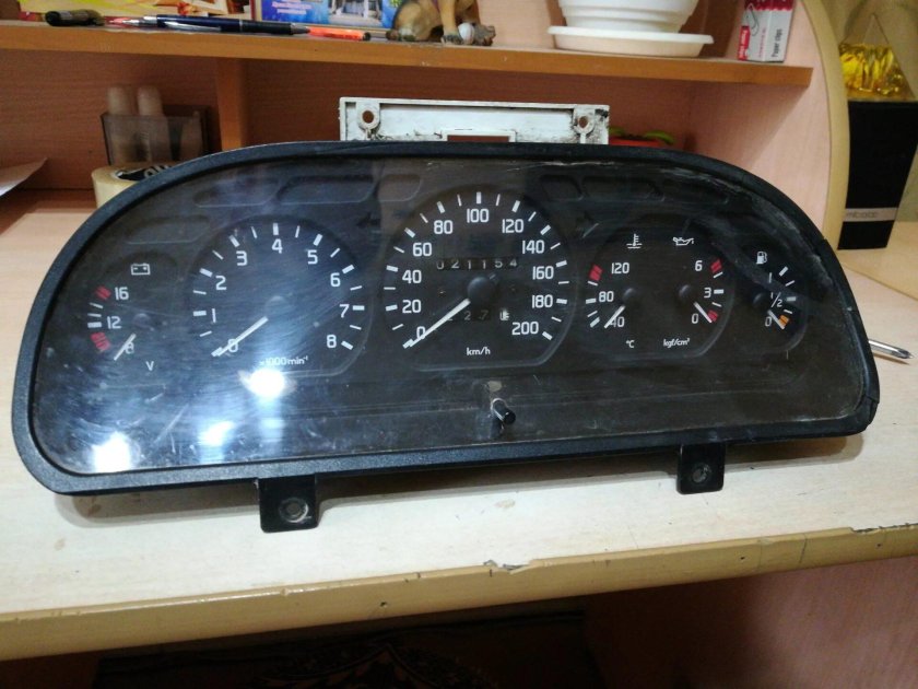 Щиток приборов Волга 3110
