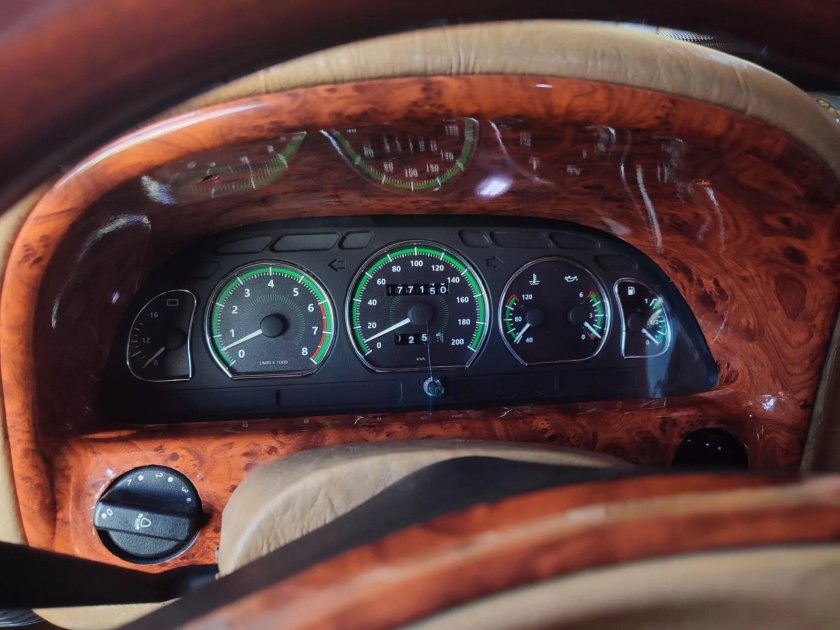 Панель приборов газ волга 31105