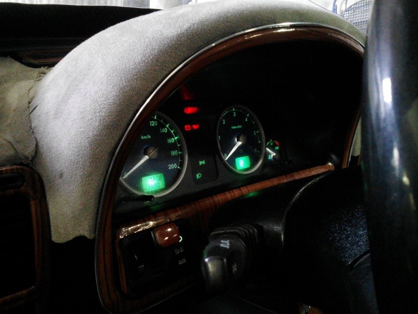 Приборная панель ГАЗ 2410