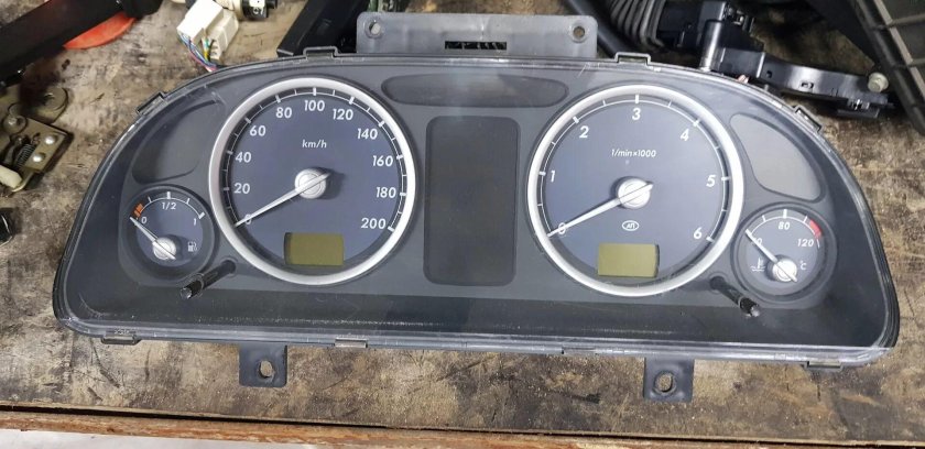 Панель приборов ГАЗ Волга 31105