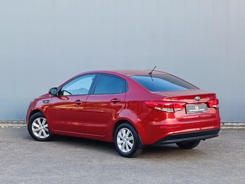 Киа Рио 3 рест красная