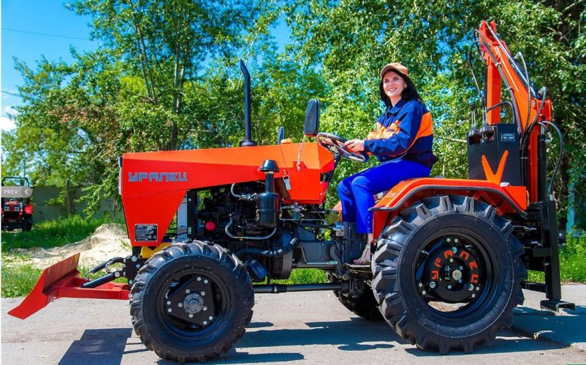 Минитрактор Уралец 224 б