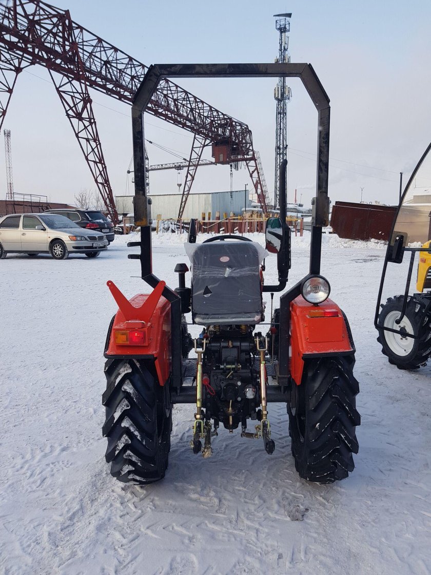 Минитрактор Уралец 224 дробилка пней