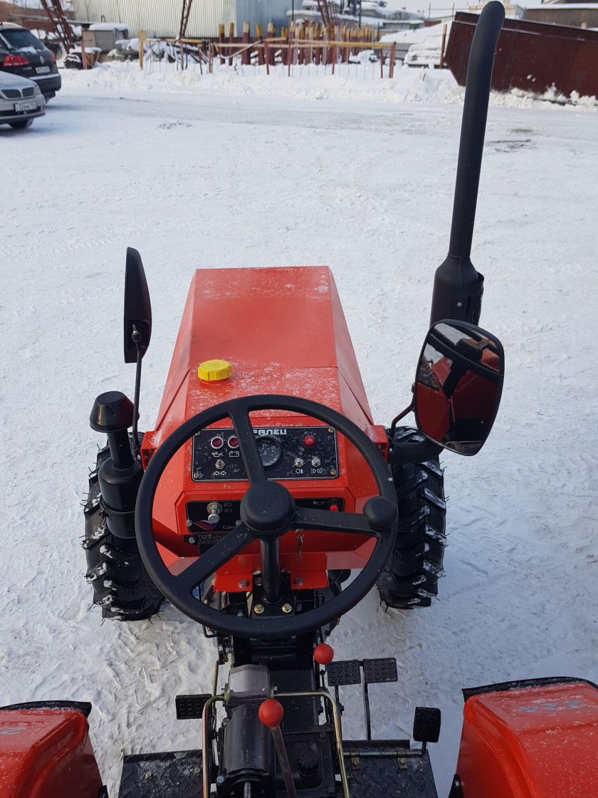 Минитрактор Уралец 224б 4х4