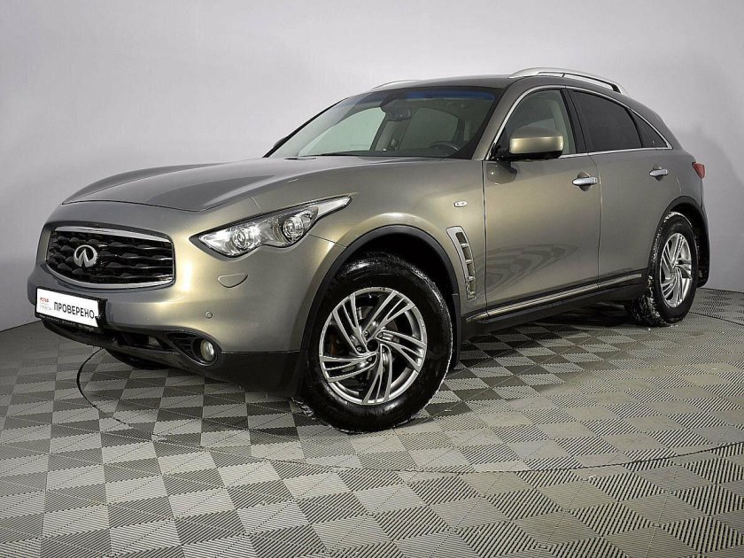 Зеленый Инфинити