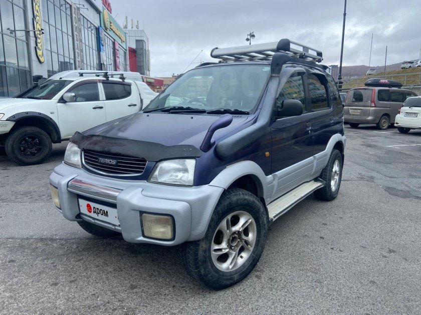 Дайхатсу джип