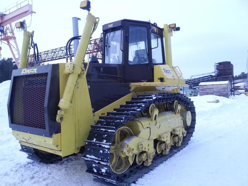 Трактор ДСТ Урал ТМ 10