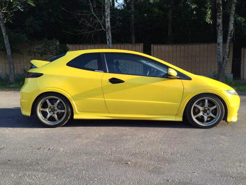 Хонда Цивик двухдверная 2008