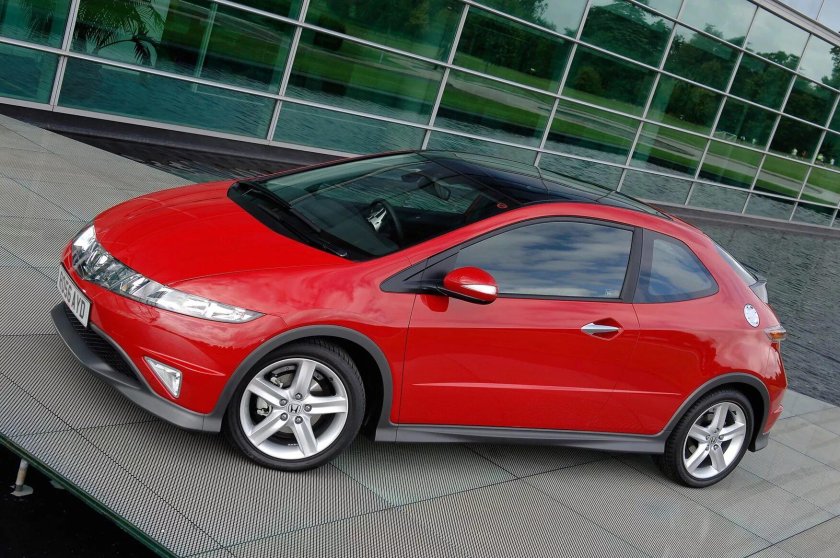 Хонда Цивик трехдверная