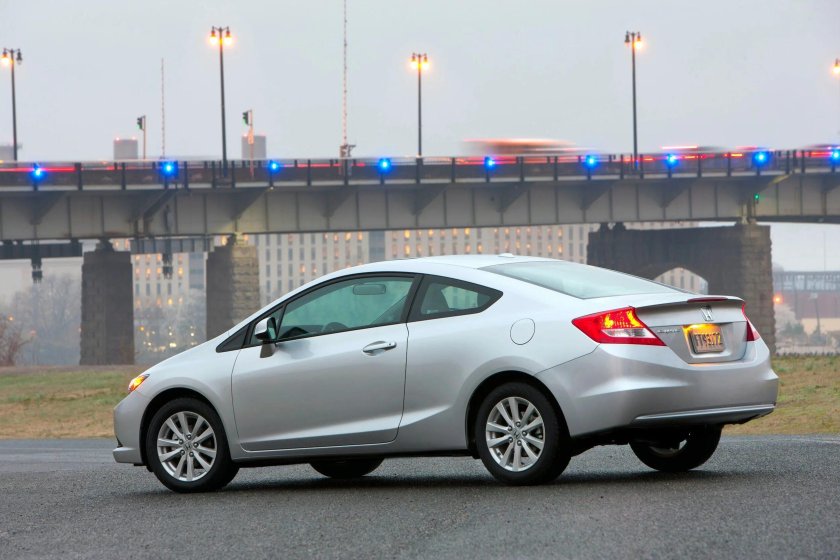 Honda Civic Coupe 2011