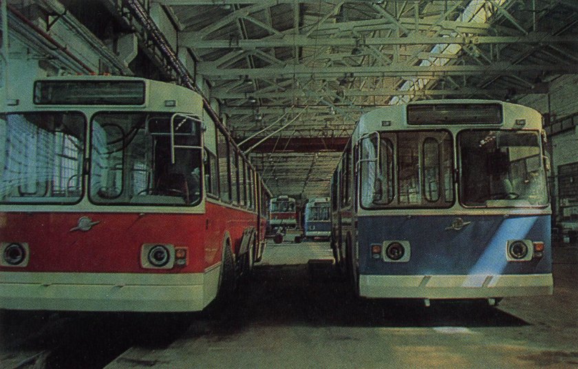 Троллейбус Энгельсский завод