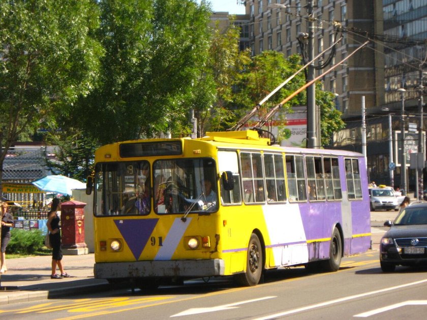 Троллейбус киев