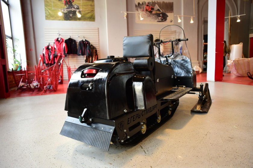 Бурлак м Егерь 15л.с