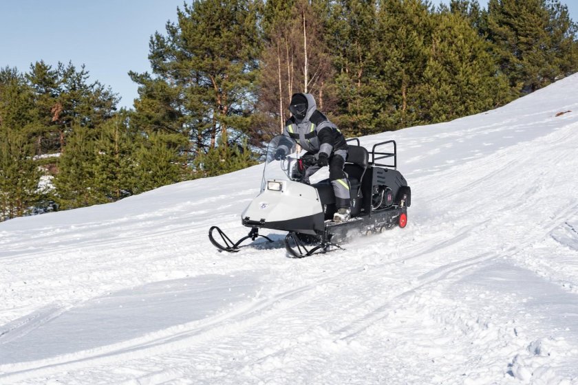 Мини-снегоход Бурлак-м Егерь 18.5 л.с