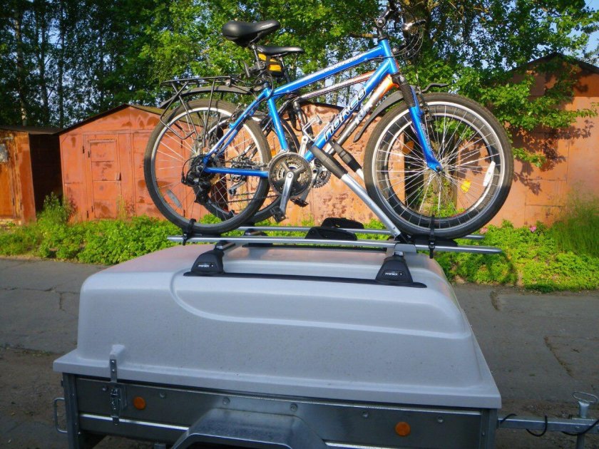 Багажник на прицеп