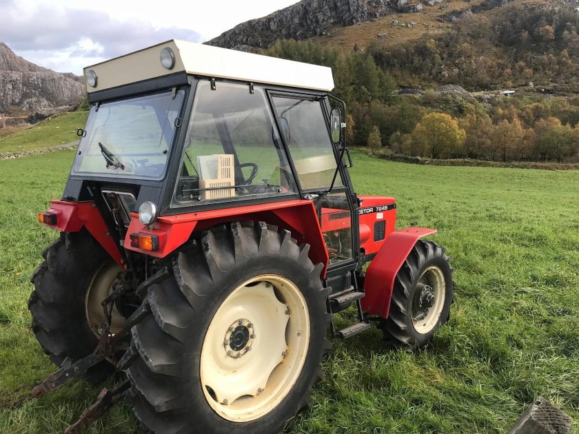 Чешский трактор Zetor