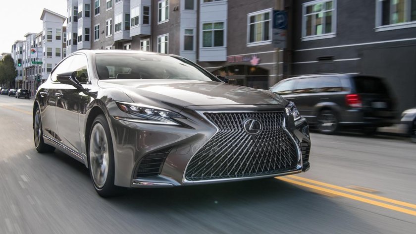 Лексус лс 500 2017