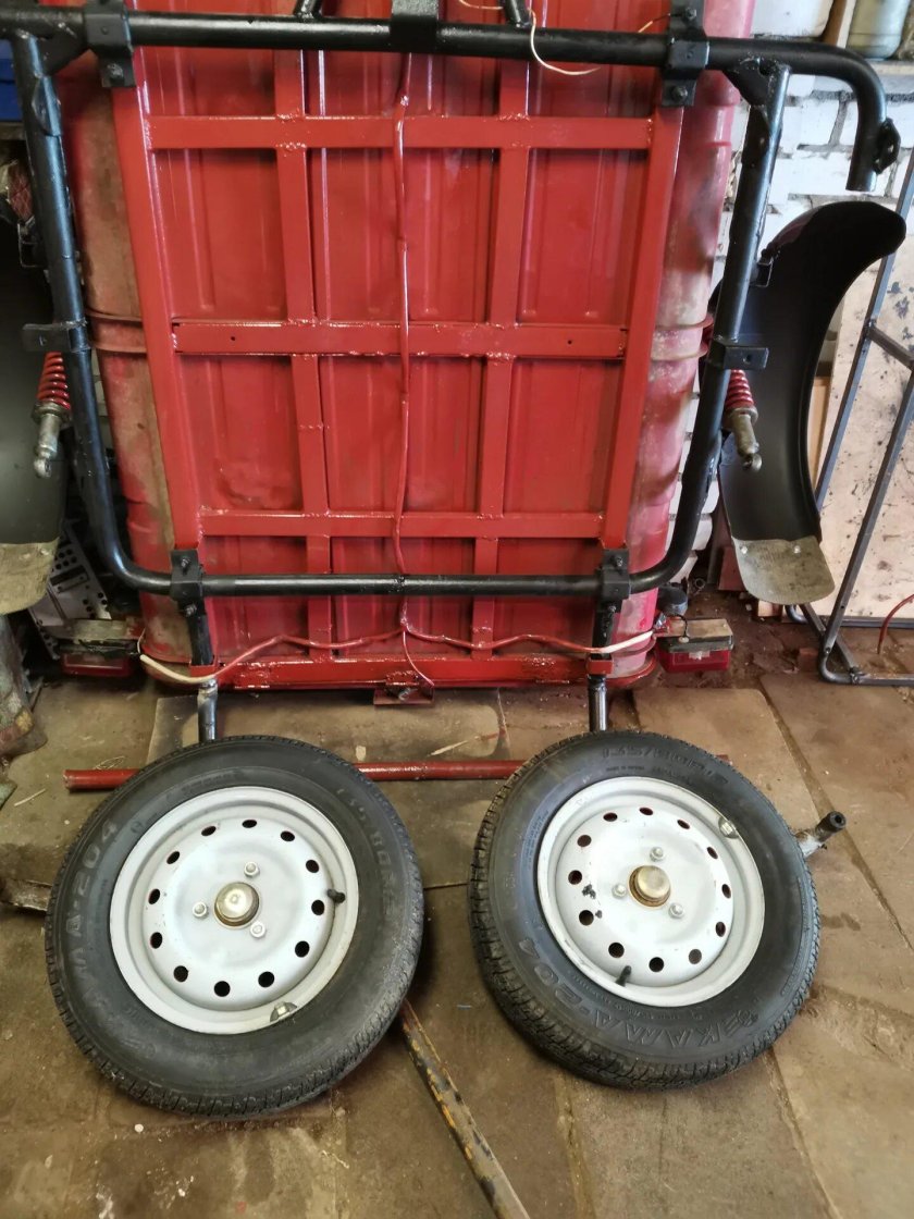 Прицеп ВМЗ 9.601