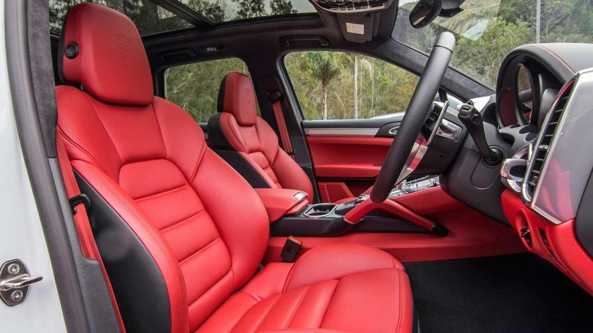 Кресла Porsche Cayenne 958