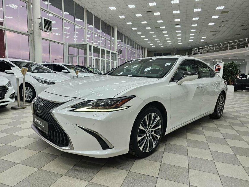 Lexus es 250 2018