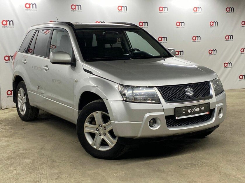 Suzuki grand vitara 2011