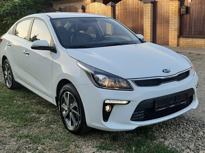 Kia Rio IV