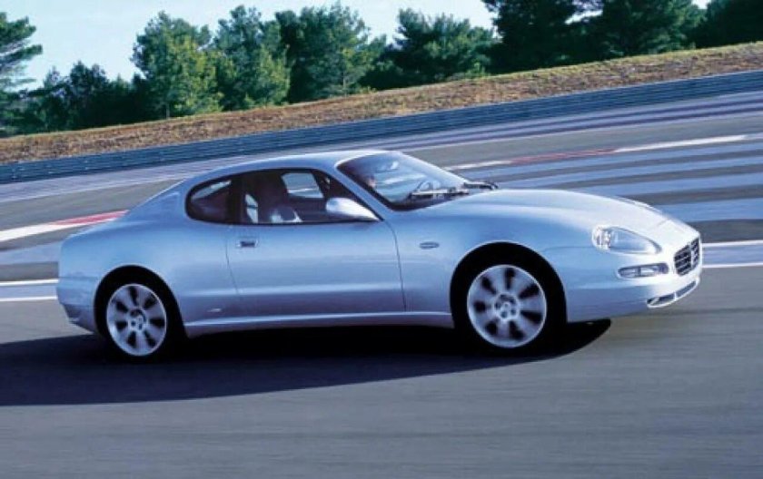 Maserati Coupe 2004