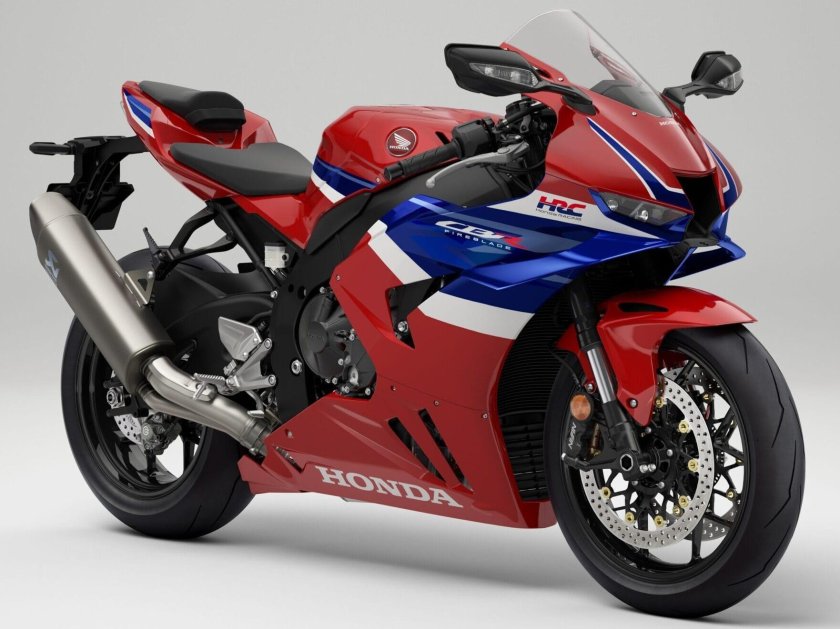 Honda cbr 1000 rr r fireblade