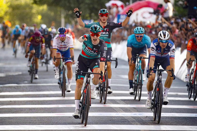 Профессиональные велосипедисты