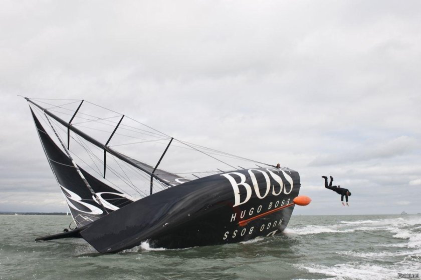 Яхта Хьюго босс